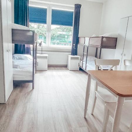 Sechsbettzimmer "Blau" In Zentraler Lage Bremen Exterior foto