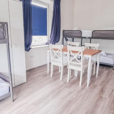 Sechsbettzimmer "Blau" In Zentraler Lage Bremen Exterior foto